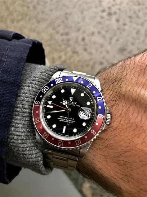 rolex gmt master ii coke or pepsi|rolex gmt master 2 size.